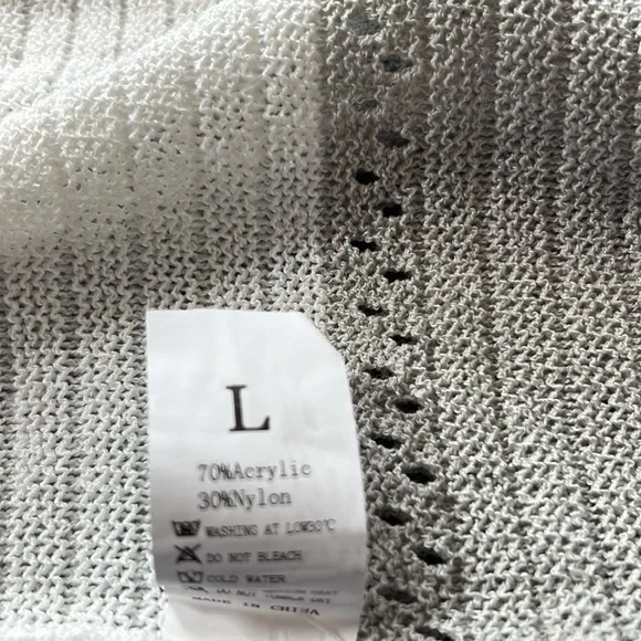 Lightweight sweater tank top - Picture 4 of 6